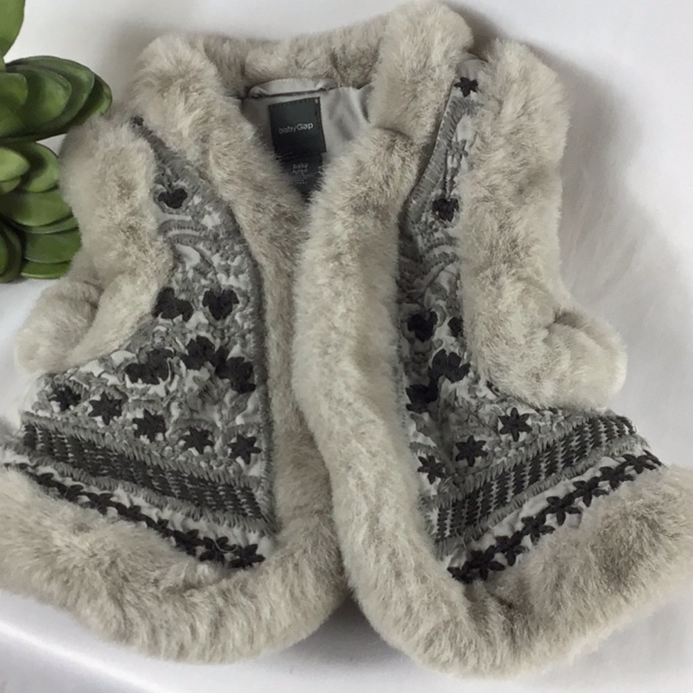 5 for $25 Baby Gap Frosty Morning Vest 0-6 Month